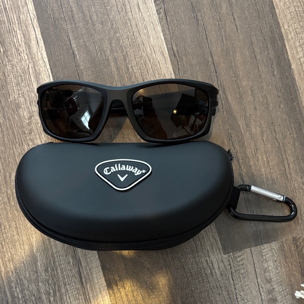 Callaway Black Sunglasses with Protective Case